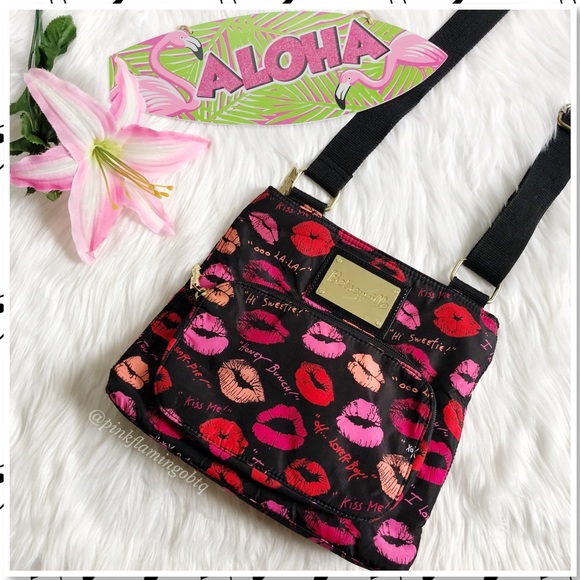 Betsey Johnson Handbags - Betsey Johnson Betseyville Lips Smack Bag